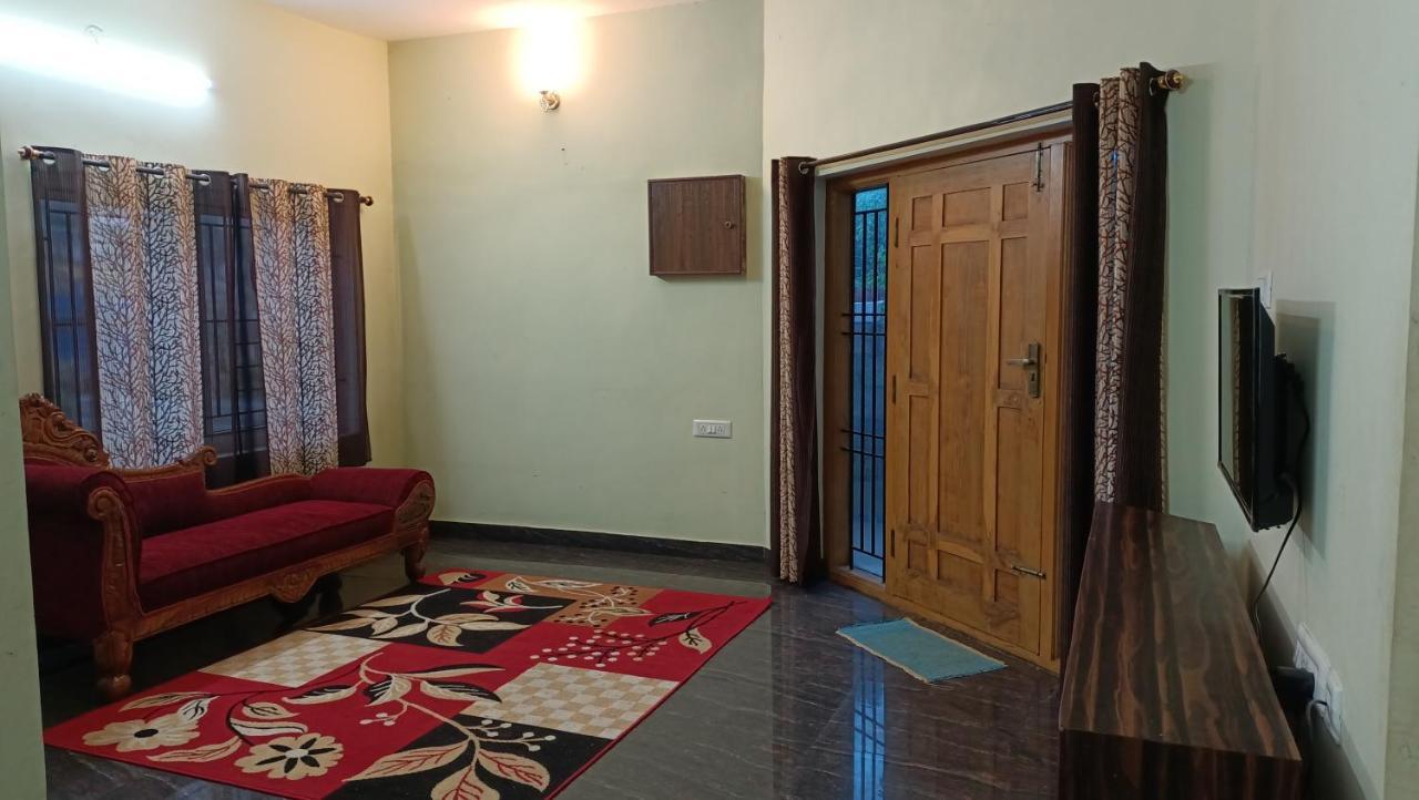 דירות קודאיקנאל Sumira Residency מראה חיצוני תמונה